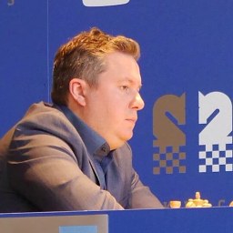 Arkadij Naiditsch